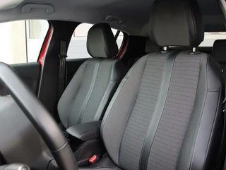 Peugeot e-208 Peugeot e-208 EV Allure 50 kWh | 3 Fase | Stoelverwarming | Apple carplay | - afbeelding nr 5