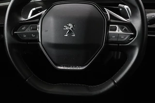 Peugeot 508 Peugeot 508 1.6 HYbrid Allure | Stoelverwarming | Trekhaak |  Adaptive cruise | Half leder | Camera | Carplay | Navigatie | Climate control | PHEV - afbeelding nr 9