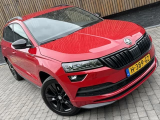 Škoda Karoq Skoda Karoq 1.5 TSI Sportline Automaat | Stoelverwarming | Apple CarPlay | LED verlichting | Trekhaak uitklapbaar | Adaptieve cruise control | Dode hoek detectie | Voorruitverwarming | Parkeersensoren voor en achter | Achteruitrijcamera - afbeelding nr 63