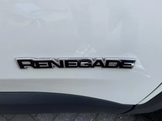Jeep Renegade Jeep Renegade 1.4 MultiAir Opening Edition Leer Navigatie keyless entry Pdc 18