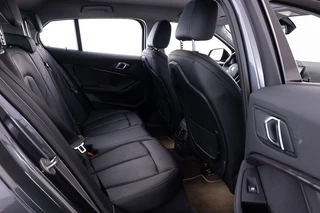 BMW 1 Serie BMW 1 Serie 118 i Business Edition Plus | LEDER | Full LED | CAMERA | Automaat *2e Pinksterdag OPEN v.a 11u tot 17u* - afbeelding nr 6