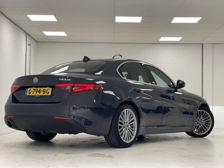 Alfa Romeo Giulia Alfa Romeo Giulia 2.0T Super | Colore Esterno | Trekhaak | 19'' | Leder - afbeelding nr 2