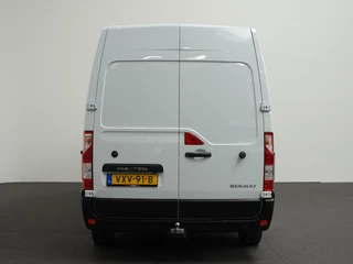 Renault Master Renault Master T35 2.3 dCi 135PK L2H2 Airco Cruise Control Camera Nav PDC V+A Trekhaak 270° Deuren - afbeelding nr 10