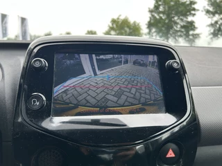 Peugeot 108 Peugeot 108 1.0 e-VTi Collection 50% deal 5.475,- ACTIE Carplay / Stoelverwarming / Clima / Camera / LMV - afbeelding nr 18