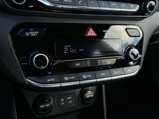 Hyundai IONIQ Hyundai IONIQ Comfort EV | Navigatie | Acheruitrijcamera - afbeelding nr 26