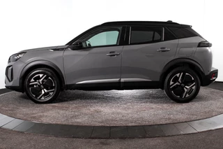 Peugeot 2008 Peugeot 2008 1.2 PureTech 130 PK GT - Automaat | Dig. Cockpit | Adapt. Cruise | Elek. stoel | Stoelverw. | PDC | Camera | NAV+App. Connect | Auto. Airco | LM 17