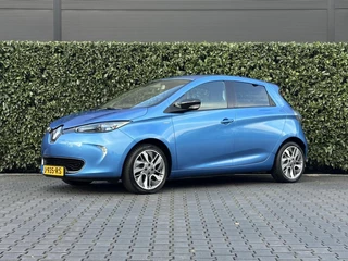 Renault ZOE R110 Bose 41 kWh (ex Accu) , BOSE SOUND, VOLLEDIG LEDER, NAVIGATIE, CRUISE CONTROL, CLIMATE CONTROL, STOELVERWARMING, ACHTERUITRIJCAMERA, LED, PDC, LICHTMETAAL 17''