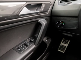 Volkswagen Tiguan Allspace Volkswagen Tiguan Allspace 1.5 TSI R-Line Sport 7 Persoons 150Pk Automaat (PANORAMADAK, VIRTUAL COCKPIT, APPLE CARPLAY, GROOT NAVI, CAMERA, SPORTSTOELEN, ZWART HEMEL, ADAPTIVE CRUISE, LED KOPLAMPEN, KEYLESS, NIEUWE APK, NIEUWSTAAT) - afbeelding nr 27
