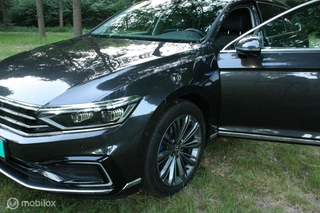 Volkswagen Passat Volkswagen Passat Variant 1.4 TSI PHEV GTE Business - afbeelding nr 8