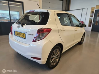 Toyota Yaris Toyota Yaris 1.0 VVT-i Now - afbeelding nr 4