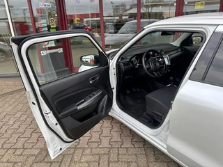 Suzuki Swift Suzuki Swift 1.2 STYLE SMART HYBR - afbeelding nr 5