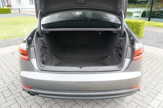 Audi A4 Audi A4 Limousine 1.4 TFSI Sport S line black edition - Dealer onderhouden - Ambiance Sfeerverlichting - Lederen interieur - Stoelverwarming - 3-zone climate control - Keyless start - - afbeelding nr 36