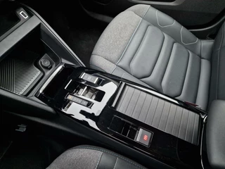 Citroën C4 Citroen C4 1.2 Puretech Plus|Automaat|Clima|Carplay|Camera|Leer-stof| - afbeelding nr 14