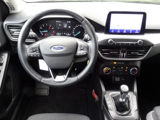 Ford Focus Ford Focus Wagon 1.0 125pk Hybrid Trend Edition business met Camera en Trekhaak - afbeelding nr 9