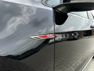 Volkswagen Golf Volkswagen Golf 2.0 TSI GTI | NAP | Navi | EPS | 325 pk - afbeelding nr 37