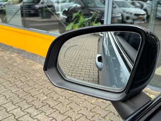 Volvo XC40 Volvo XC40 1.5 T5 R Design - Panoramadak - leer - 360 camera - trekhaak org. - afbeelding nr 16