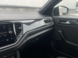 Volkswagen T-Roc LED | Trekhaak | Carplay | Camera | PDC - afbeelding nr 44