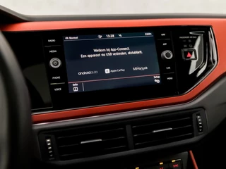 Volkswagen Polo Volkswagen Polo 2.0 TSI GTI 200Pk Automaat (SCHUIFDAK, VIRTUAL COCKPIT, APPLE CARPLAY, GROOT NAVI, CAMERA, BEATS AUDIO, MODE KNOP, STOELVERWARMING, CRUISE, NIEUWSTAAT) - afbeelding nr 32
