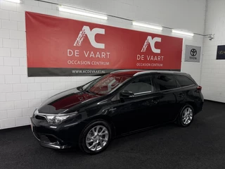 Toyota Auris 1.8 Hybrid Lease - NAVI/PANODAK/CAMERA/NAP