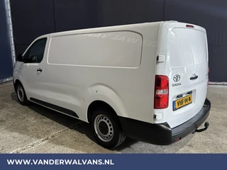 Toyota ProAce Toyota ProAce Worker 1.5 D-4D L1H1 Euro6 Airco | Cruisecontrol | Trekhaak Bijrijdersbank - afbeelding nr 2