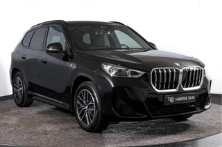 BMW X1 | M Sportpakket | Premium Pack | Dig. Cockpit | Adapt. Cruise | PDC | Camera | NAV + App. Connect | ECC | Elek. Klep | LM 18