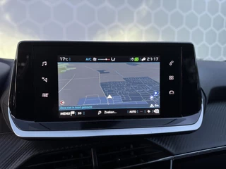 Peugeot 208 Peugeot 208 1.2 PureTech Style Carplay Airco Lane assist - afbeelding nr 7