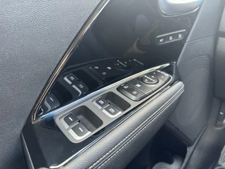 Kia e-Niro Kia e-Niro ExecutiveLine 64 kWh|Navi|NL-Auto - afbeelding nr 22