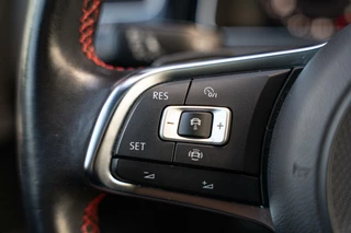 Volkswagen Golf Volkswagen Golf 2.0 TSI GTI Performance |Pano|Leer|Keyless|Virtual - afbeelding nr 25