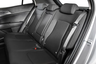 Kia Sportage Kia Sportage 1.6 T-GDi MHEV 160 PK DynamicLine - Automaat | Dig. Cockpit | Adapt. Cruise | Stuur-+Stuurverw. | PDC | Camera | NAV + App. Connect | ECC | LM 17