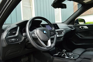 BMW 1 Serie BMW 1 Serie 120i High Executive Rijklaarprijs-Garantie Navigatie Led Sport interieur Airco - afbeelding nr 10