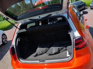 Volkswagen Golf 1.4 TSI PHEV GTE Executive | Navi | Clima | Adap.Cruise | Led Koplampen | Bluetooth Carkit+Streaming | Pdc V+A+Camera | Licht+Regensensor | Sfeerverlichting | Privacy Glass | 19''lm |Trekhaak - afbeelding nr 32