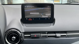 Mazda 2 Mazda 2 1.5 Skyactiv-G Dyn. | Navi | Cruise | Airco - afbeelding nr 18