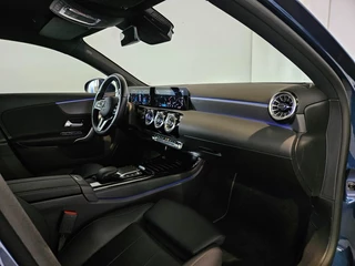 Mercedes-Benz A-Klasse Mercedes-Benz A-Klasse 180 Business Solution Luxury / NL Auto - afbeelding nr 19