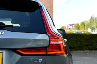 Volvo V60 Volvo V60 2.0 T5 R-Design Rijklaarprijs-Garantie Leder Led Apple carplay Rondom zicht camera - afbeelding nr 8