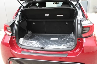 Toyota Yaris Toyota Yaris 1.5 Hybrid Executive Zwart dak Leder bekleding - afbeelding nr 13