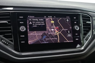 Volkswagen T-Roc - afbeelding nr 17