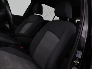 Volkswagen ID.3 Volkswagen ID.3 Life 58 kWh | Stoel & Stuurverwarming |  Adaptive cruise | Carplay | Navigatie | PDC | Climate control | Sfeerverlichting - afbeelding nr 5