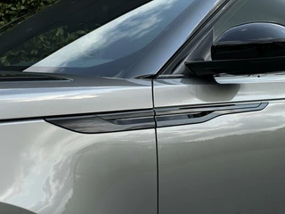 Land Rover Range Rover Velar Land Rover Range Rover Velar 2.0 I4 AWD R-DYNAMIC HSE, NL AUTO, NAP, BTW AUTO, EURO 6, PANO, LEDER, NAVI, MERIDIAN, VIRTUAL, LUCHTVERING, STOELVERWARMING, ELEKTRISCHE STOELEN - afbeelding nr 35