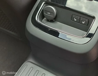 Volvo V90 Volvo V90 2.0 T8 Twin Engine AWD R-Design|Pano|Trekhaak|Leder|B&W - afbeelding nr 39