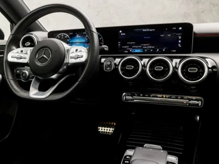 Mercedes-Benz A-Klasse (SCHUIFDAK, GROOT NAVI, LEDER/ALCANTARA, STOELVERWARMING, WIDESCREEN, SPORTSTOELEN, CAMERA, GETINT GLAS, NIEUWSTAAT) - afbeelding nr 7