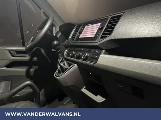 Volkswagen Crafter Volkswagen Crafter 2.0 TDI 140 pk L4H3 L3H2 Euro6 Airco | Camera | Apple Carplay | Cruisecontrol Android Auto, Parkeersensoren, Bijrijdersbank - afbeelding nr 12