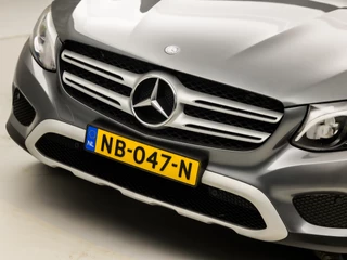 Mercedes-Benz GLC 327Pk Automaat (NAVIGATIE, LUCHTVERING, LEDEREN SPORTSTOELEN, ELEK ACHTERKLEP, GETINT GLAS, LED KOPLAMPEN, CRUISE, NIEUWE APK, NIEUWSTAAT) - afbeelding nr 30