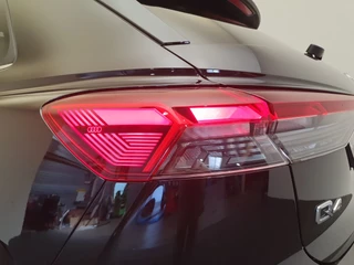 Audi Q4 e-tron Audi Q4 e-tron 45 S-Line 82 kWh Panoramadak, ACC, Camera - afbeelding nr 16