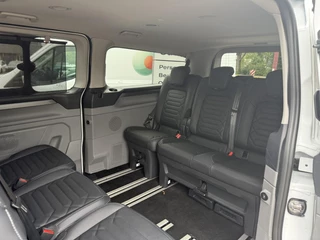 Ford Tourneo Custom Ford Tourneo Custom 340 2.5 PHEV L2H1 Titanium X | SCI | 232pk | 8 pers | PLUG-IN Hybrid | 1.850kg Trekgewicht | Adaptieve Cruise | Winterpack | Incl. BTW/BPM | Verlengde Fabrieksgarantie tot 10-2028 - afbeelding nr 10