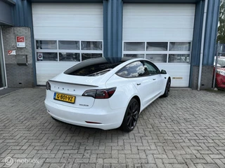 Tesla Model 3 Tesla Model 3 Performance AWD 486pk 75 kWh +530KM - afbeelding nr 5
