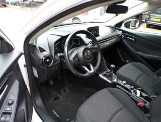Mazda 2 Mazda 2 1.5 Skyactiv-G Dynamic+ NAVI TEL CRUISECONT PARELMOER WIT METALIC... - afbeelding nr 3