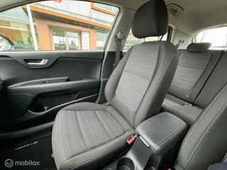 Kia Stonic Kia Stonic 1.0 T-GDI DynamicPlusLine Automaat  16 inch velgen & banden , Navigatie , Bluetooth  Priveglas , Electr. inklapbare spiegels , Parkeerhulp achter - afbeelding nr 17