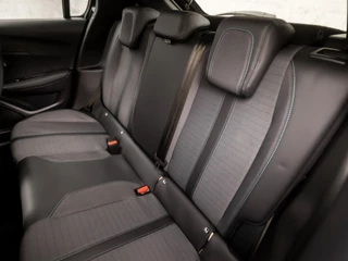 Peugeot 208 (APPLE CARPLAY, GROOT NAVI, 360 CAMERA, LEDER, GETINT GLAS, SPORTSTOELEN, LM VELGEN, LED KOPLAMPEN, LANE ASSIST, PARKEERSENSOREN, NIEUWSTAAT) - afbeelding nr 15