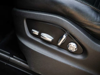 Porsche Cayenne Porsche Cayenne 3.0 V6 340PK Pano Stoelkoeling Bose ACC Sport Chrono Led Matrix 360 Camera Softclose Luchtvering - afbeelding nr 16