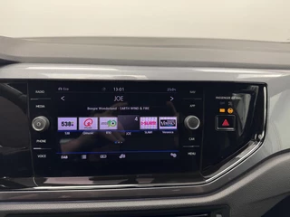 Volkswagen Polo Volkswagen Polo 1.0 TSi R-Line Automaat-Adapt.Cr.contr-Navigatie-Clima-Carplay-Parkeersensoren-Lm16''velgen - afbeelding nr 29